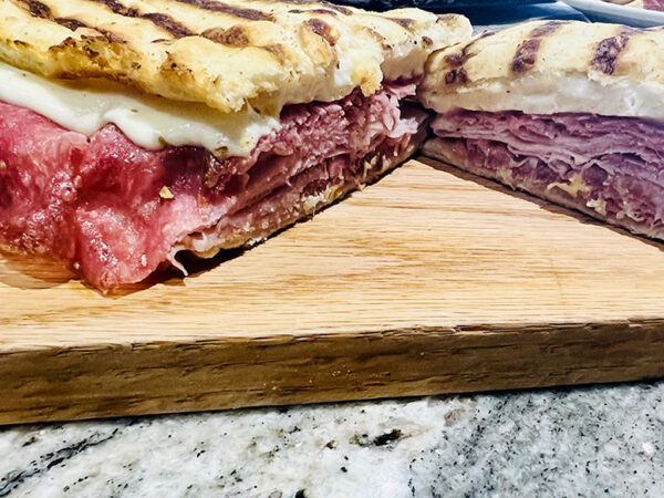 #10 Salami, Prosciutto,  Ham, Fresh Mozzarella - Image 2